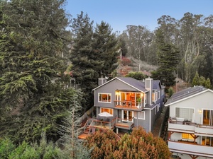 photo 1 of 1178 Columbus St, Half Moon Bay, CA 94019