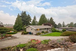 photo 1 of 29825 10th Ave SW, Federal Way, WA 98023