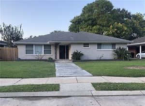 photo 1 of 737 Emerald St, New Orleans, LA 70124