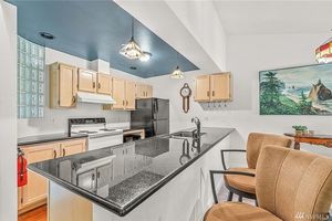 photo 1 of 405 Newport Way NW, Unit 3102, Issaquah, WA 98027