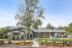 photo 1 of 17 Wandel Dr, Moraga, CA 94556