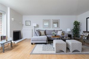 photo 1 of 1519 Central Ave Apt D, Alameda, CA 94501