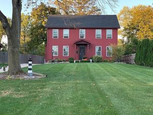 photo 1 of 1314 Aurora Way, Wheaton, IL 60189