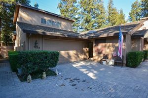 photo 1 of 4123 Hollow View Ct, Fair Oaks, CA 95628