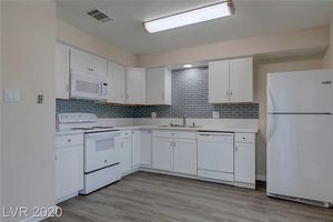 photo 1 of 708 Fernwood Ln, Las Vegas, NV 89169