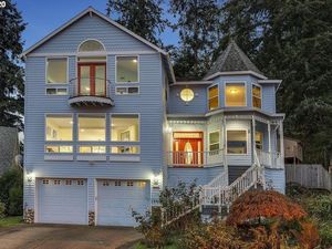 photo 1 of 11762 SE Broyles Ct, Clackamas, OR 97015