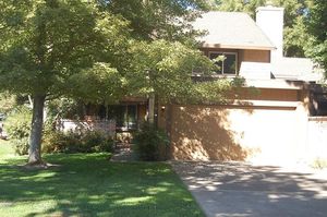 photo 1 of 7051 San Jacinto Ct, Citrus Heights, CA 95621