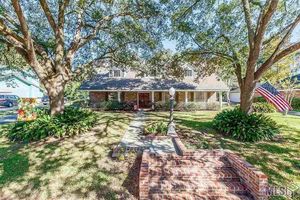 photo 1 of 2823 Woodland Ridge Blvd, Baton Rouge, LA 70816