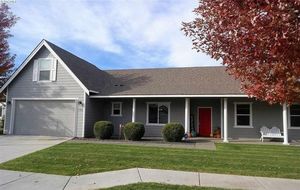 photo 1 of 1589 Sacajawea Ave, Richland, WA 99352