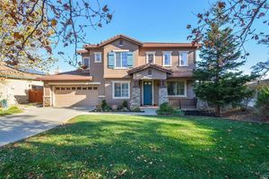 photo 1 of 1025 Selby Ct, Vacaville, CA 95687