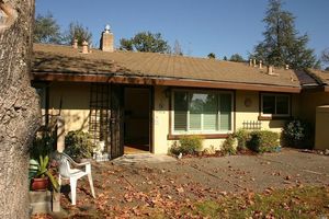 photo 1 of 450 Las Casitas Ct APT B, Santa Rosa, CA 95403