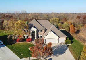 photo 1 of 7806 Northwoods Dr, Frankfort, IL 60423