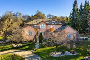 photo 1 of 8815 Vista De Lago Ct, Granite Bay, CA 95746