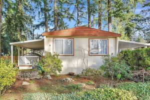 photo 1 of 18425 NE 95th St UNIT 8, Redmond, WA 98052