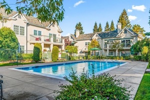 photo 1 of 1 W Edith Ave Unit B112, Los Altos, CA 94022