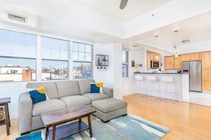 photo 1 of 550 Pleasant St SUITE 211, Winthrop, MA 02152