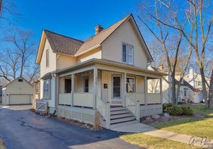 photo 1 of 325 Douglas Ave, Crystal Lake, IL 60014