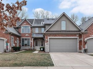 photo 1 of 2411 Durand Dr, Downers Grove, IL 60516