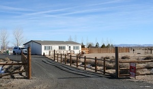 photo 1 of 3035 E 4th St, Silver Springs, NV 89429