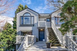 photo 1 of 6121 NE 175th St APT C204, Kenmore, WA 98028