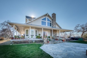 photo 1 of 27396 Road 207, Coarsegold, CA 93614