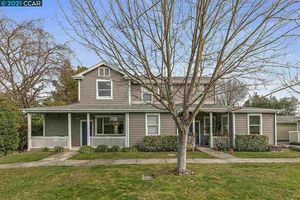 photo 1 of 822-824 3rd St W, Sonoma, CA 95476