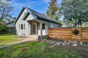 photo 1 of 505 Coloma St, Folsom, CA 95630