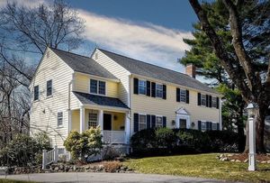 photo 1 of 28 Sturbridge Rd, Wellesley, MA 02481