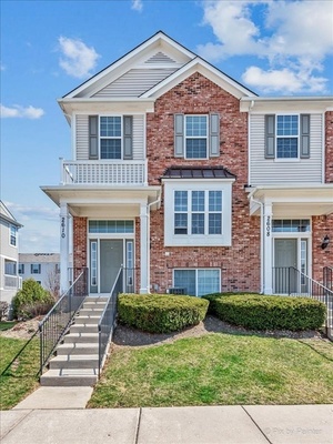 photo 1 of 2610 Neubauer Circle Lindenhurst, IL 60046