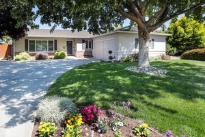 photo 1 of 62 Herbert Ln, Campbell, CA 95008