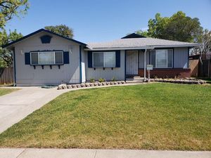 photo 1 of 10284 Coloma Rd, Rancho Cordova, CA 95670