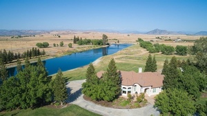 photo 1 of 15711 Watts Valley Rd, Sanger, CA 93657