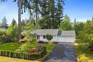 photo 1 of 9611 118th St E, Puyallup, WA 98373