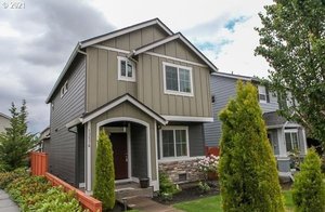 photo 1 of 13576 SE Nightingale Ave, Happy Valley, OR 97015