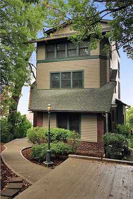 photo 1 of 440 Jennie St, Mt Washington, PA 15211