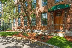 photo 1 of 144 Moody St SUITE 3, Waltham, MA 02453