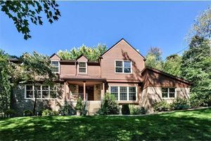 photo 1 of 752 Fairview Rd, Fox Chapel, PA 15238