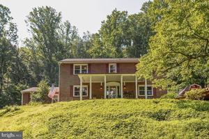 photo 1 of 4300 Green Glade Rd, Phoenix, MD 21131