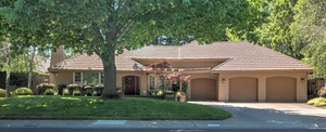 photo 1 of 1309 Kingsford Dr, Carmichael, CA 95608