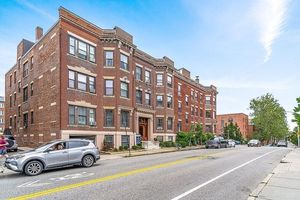 photo 1 of 50 Saint Paul St, Unit 5, Brookline, MA 02445