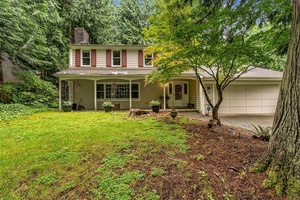 photo 1 of 840 Greenwood Blvd SW, Issaquah, WA 98027