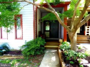 photo 1 of 9425 Clocktower Ln, Columbia, MD 21046