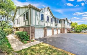photo 1 of 156 W Golf Rd APT A, Libertyville, IL 60048