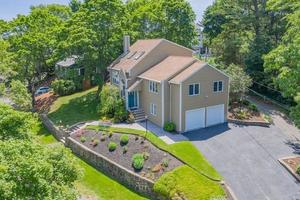 photo 1 of 29 Pilgrim Rd, Marblehead, MA 01945