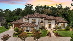 photo 1 of 6010 Royal Point Ct, Kingwood, TX 77345