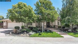 photo 1 of 4852 Myrtle Dr, Concord, CA 94521