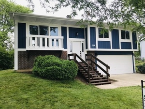 photo 1 of 314 Sutherland Ln, Bloomingdale, IL 60108