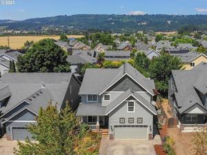photo 1 of 403 W Oxford St, Newberg, OR 97132