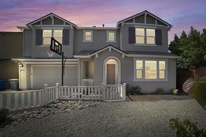 photo 1 of 890 Amore St, Hollister, CA 95023