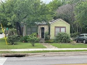 photo 1 of 814 E 45th St, Austin, TX 78751